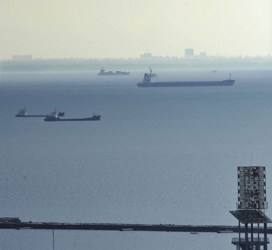 На заднем плане нет никакого города, но люди его видели. (Фото: sun9-77.userapi.com).