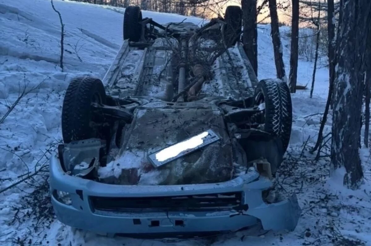    Пьяный водитель допустил опрокидывание иномарки на трассе в Якутии