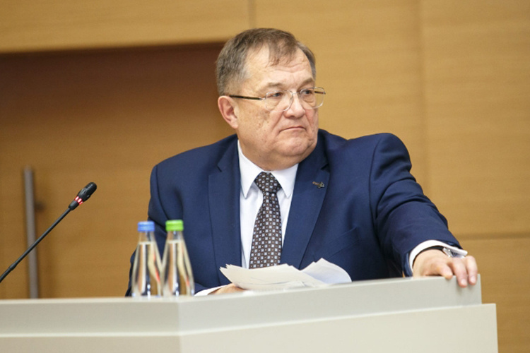    Хоть Борис Петров давно отошел от дел, новость о его смерти стала шоком для промышленников Татарстана.   
Фото: gfi.tatarstan.ru