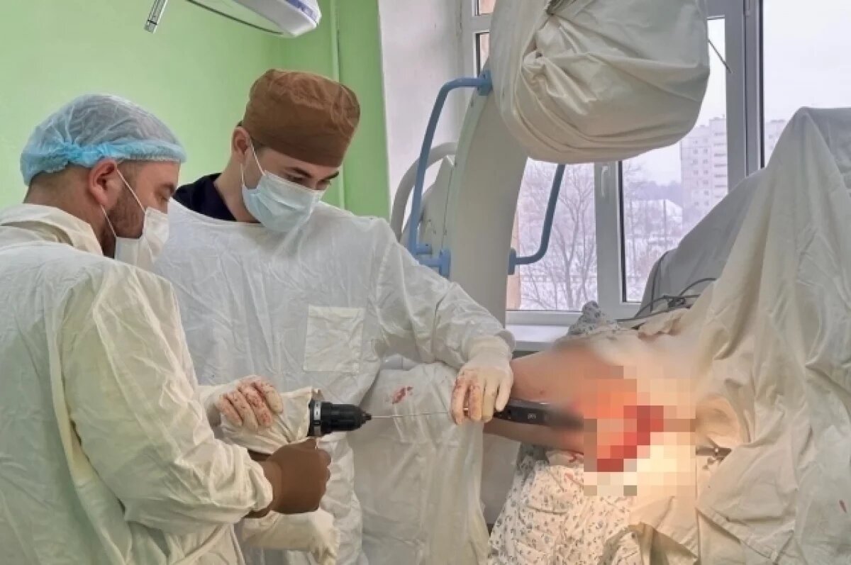    В Башкирии врачи вернули пациенту с переломом бедра способность ходить