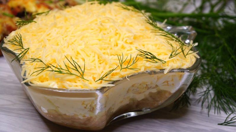 Неповторимый по вкусу Салат «Париж в снегу» В составе 4 ингредиента