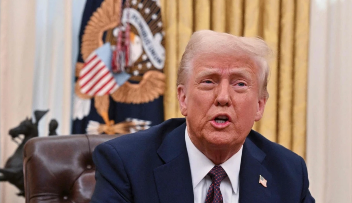 Дональд Трамп в Белом Доме 23 января 2025 © AFP