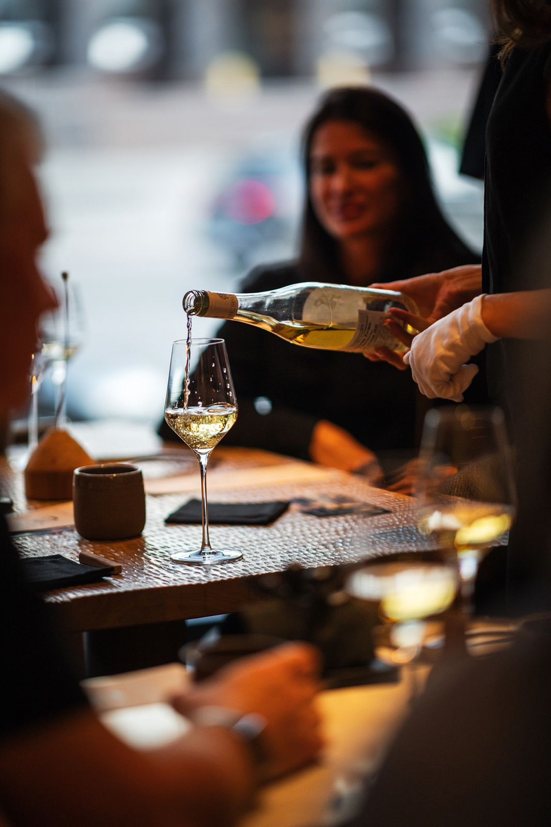 Ресторан Hello wine 