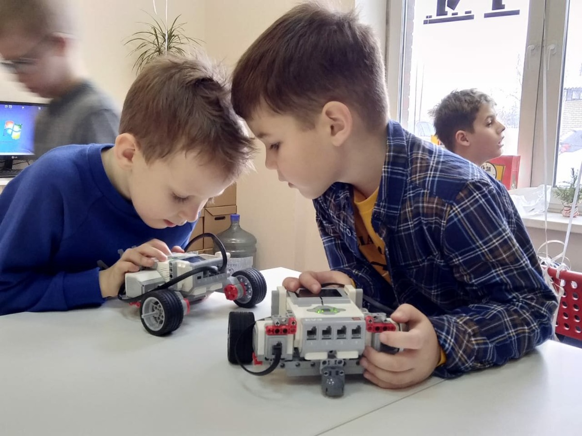    Изучаем робототехнику с интересом