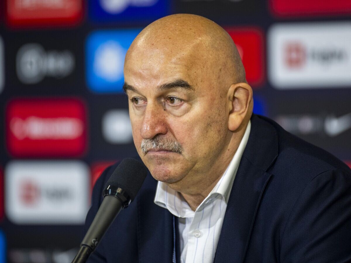    Станислав Черчесов© Getty Images / Jurij Kodrun