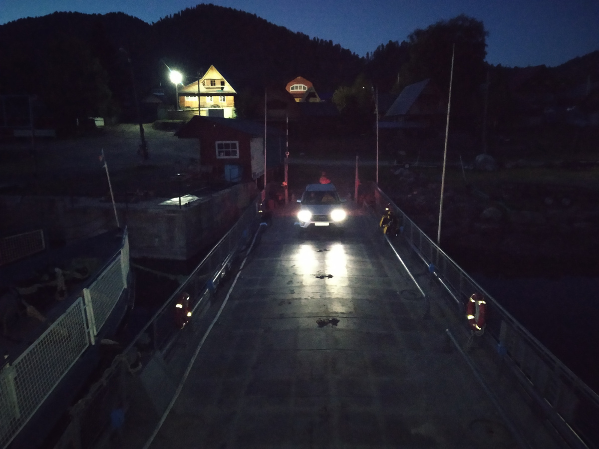 Машина - 1 штука; велосипед - 1 штука