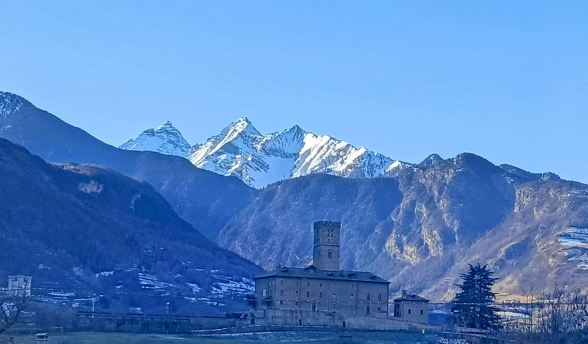 Castello Sarre, Valle d' Aosta, Italy. Фото автора.