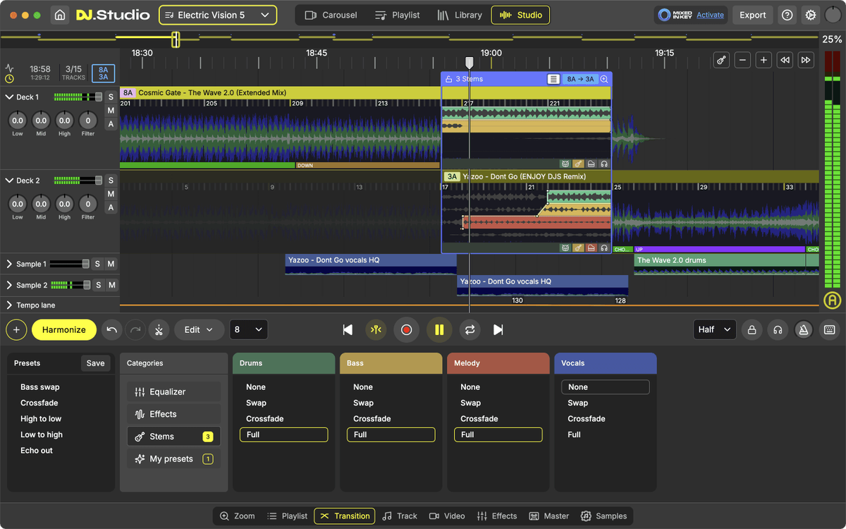 Интерфейс DJ Studio