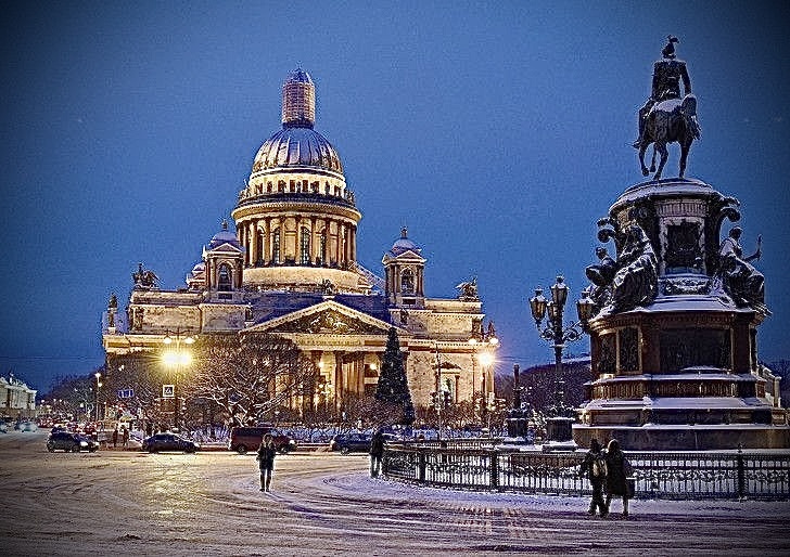 Исаакиевский собор Зимой