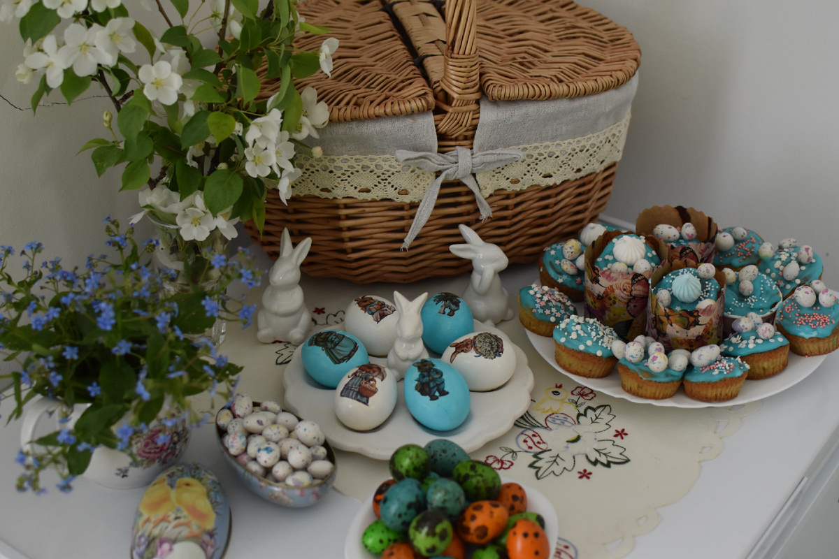 С Праздником Пасхи!