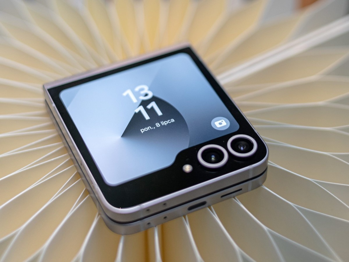    Раскрыты характеристики камеры Samsung Galaxy Z Flip7