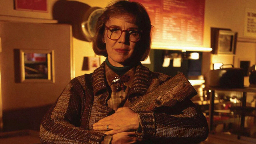 Девушка с поленом из «Твин Пикс»