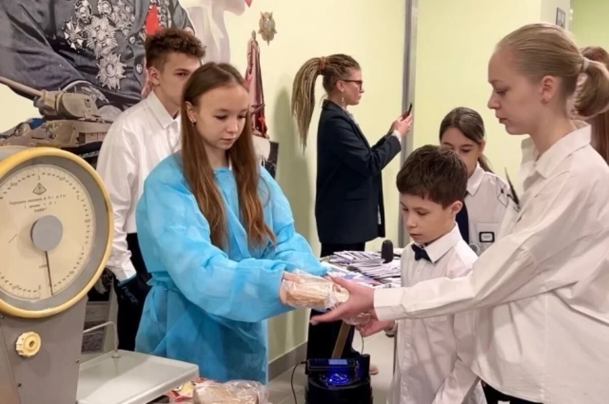    Обнинских школьников накормили блокадным хлебом