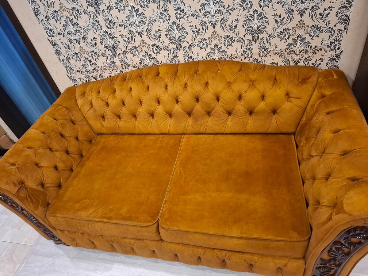 А вот он уже после химчистки, помолодел))