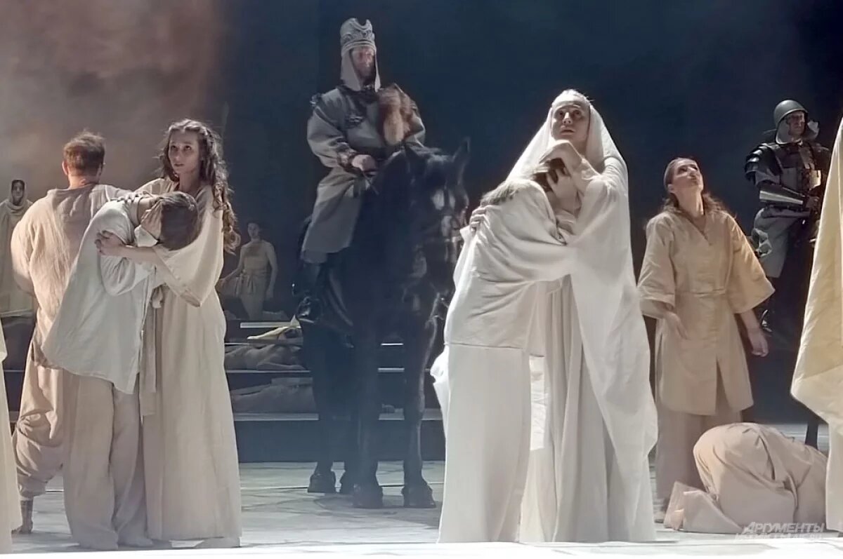    Балуев, Домогаров, Аверин.