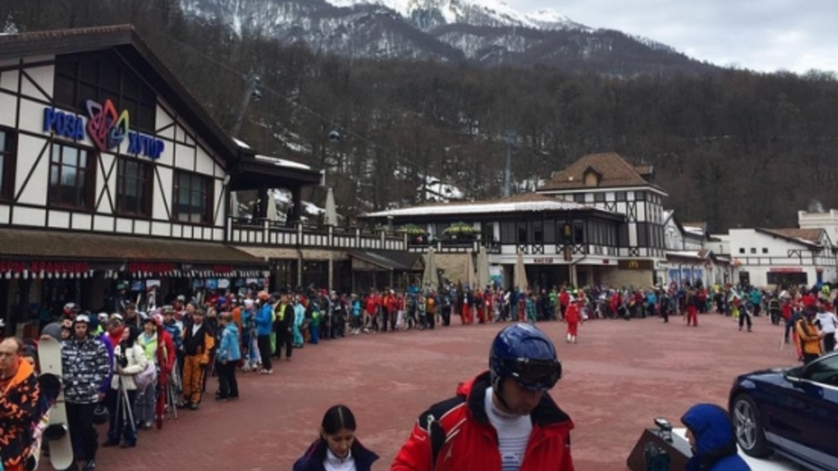 Очереди на подъемниках на Красной Поляне. Источник: https://kuban.rbc.ru/krasnodar/18/02/2016/56c5930d9a79470bb1ce8274