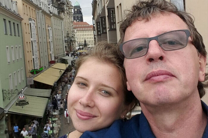 Михаил Ширвиндт и Анастасия Пономарева. / Фото: gazeta.ru