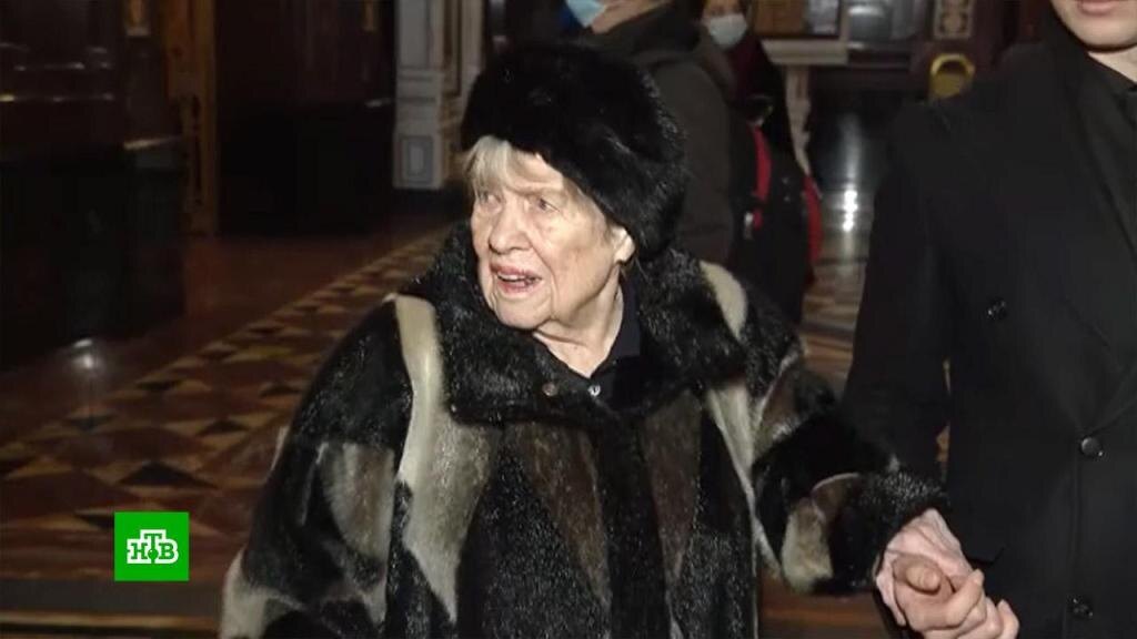    «Вам нужно нас, нам нужно вас»:    экс-советница    Рейгана высказалась об отношениях РФ и США