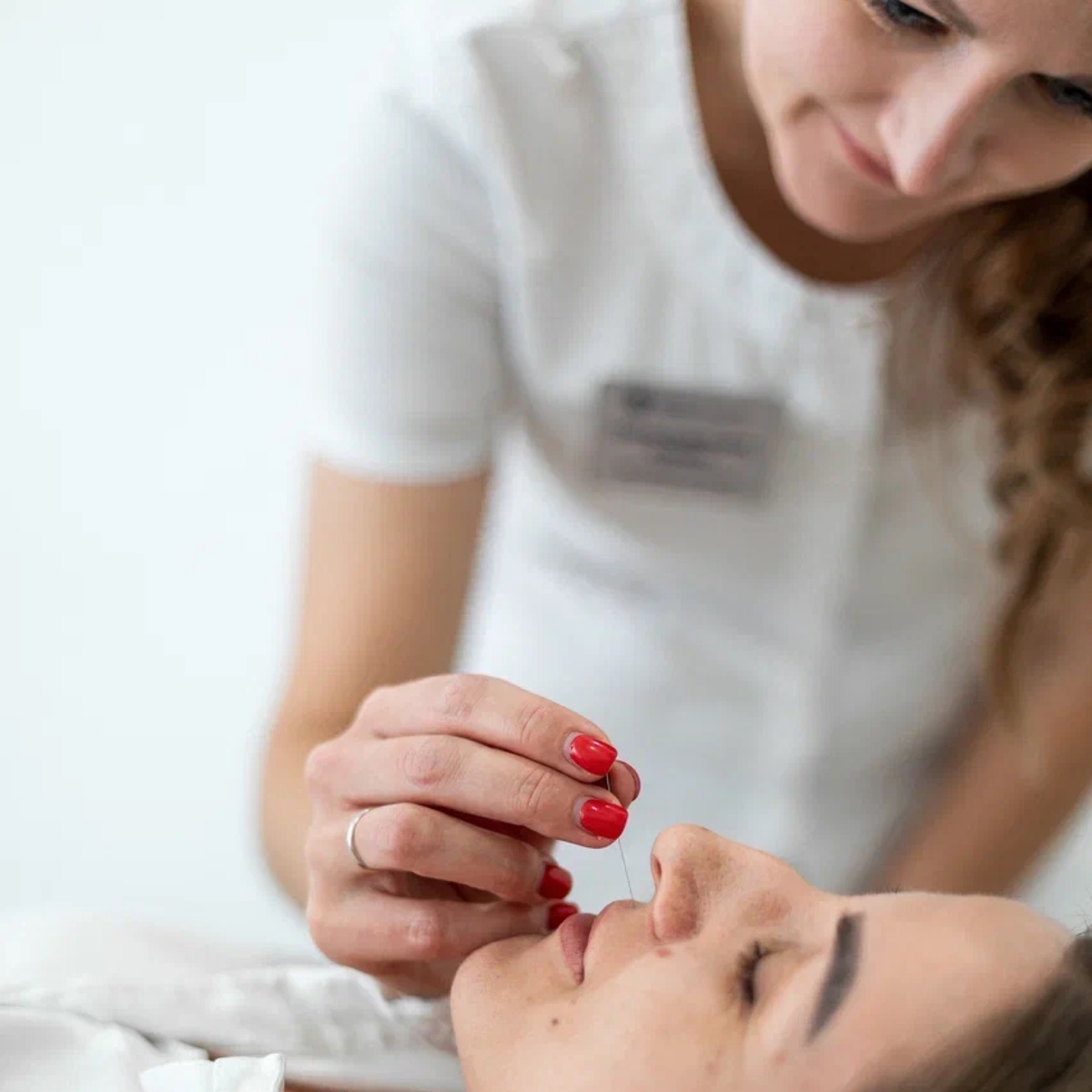 Врач-рефлексотерапевт клиники «Акупунктура.рф» Ильина Елена Сергеевна