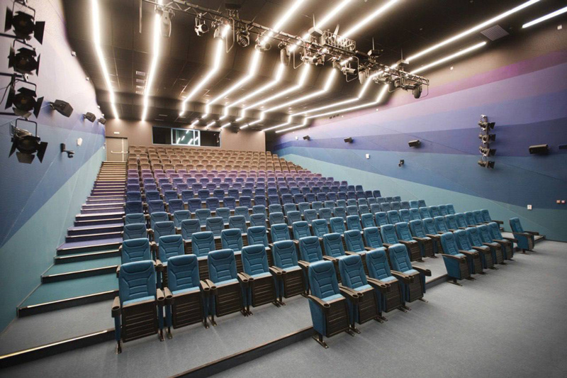 Листайте вправо, чтобы увидеть больше изображений