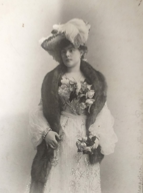 Моя прабабушка Александра Михайловна. фото до революции.