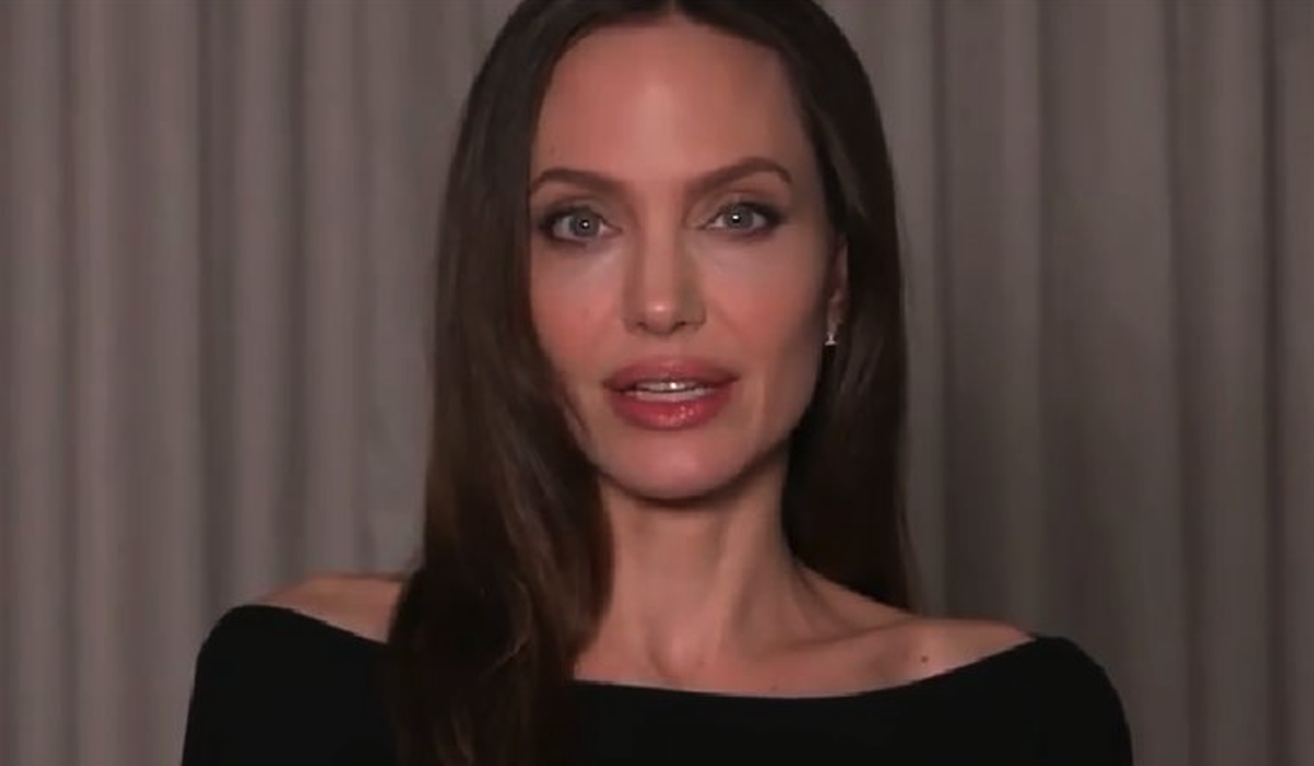    Анджелина Джоли. Кадр: YouTube