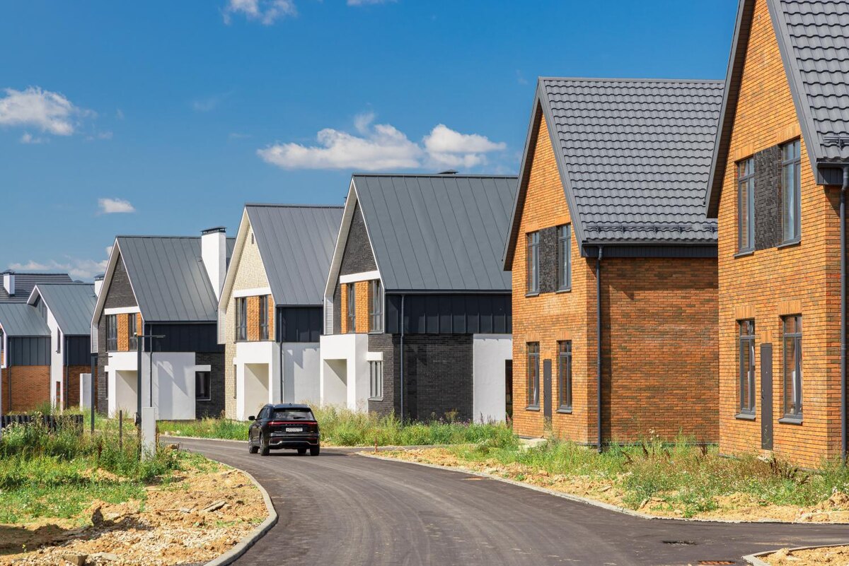 Фото застройщика коттеджного поселка. Листайте галлерею