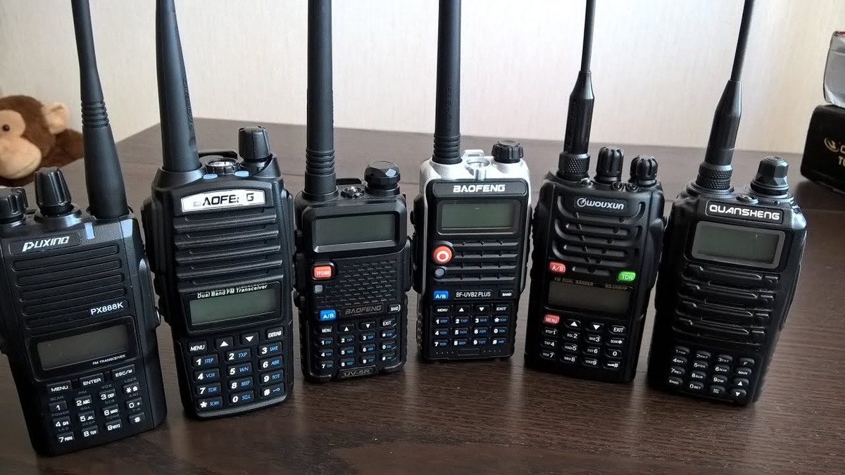 Небольшой ассортимент китайских радиостанций. YouTube