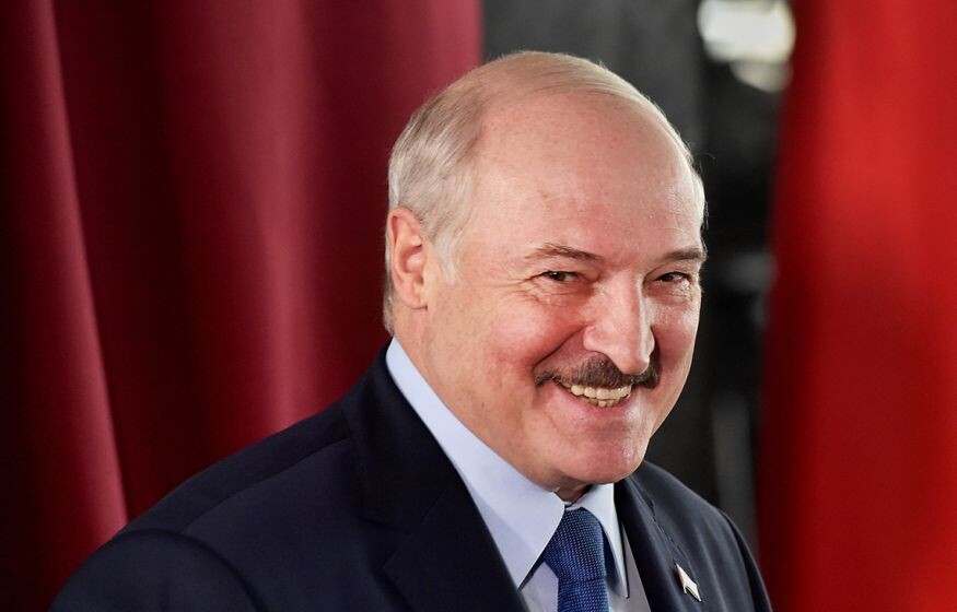    Лукашенко посмел поставить США ультиматум. Путину «запретили» вести переговоры. Венгрия ударила в спину: главное к 21:00