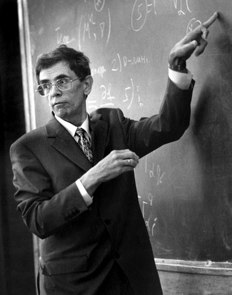 Академик А. Т. Фоменко