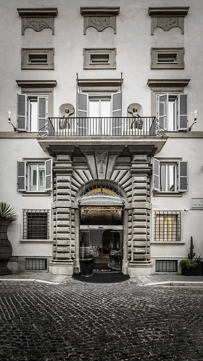 Project: Hotel Romeo Roma | Architecture: Zaha Hadid Architects | Ph: Chris Dalton, Jacopo Spilimbergo | Geo: Rome, IT