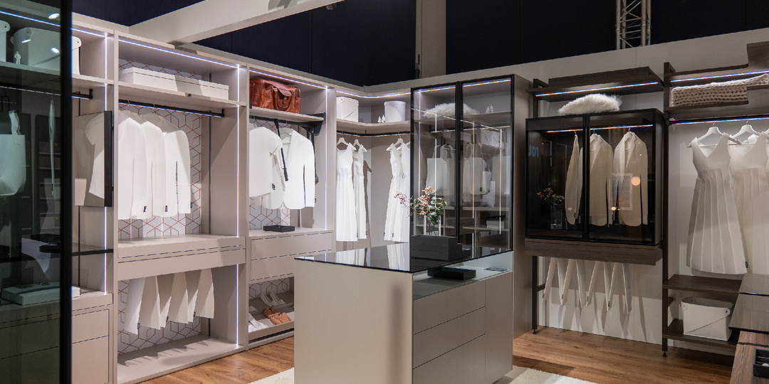 Шкаф или гардеробная? Что выбрать?