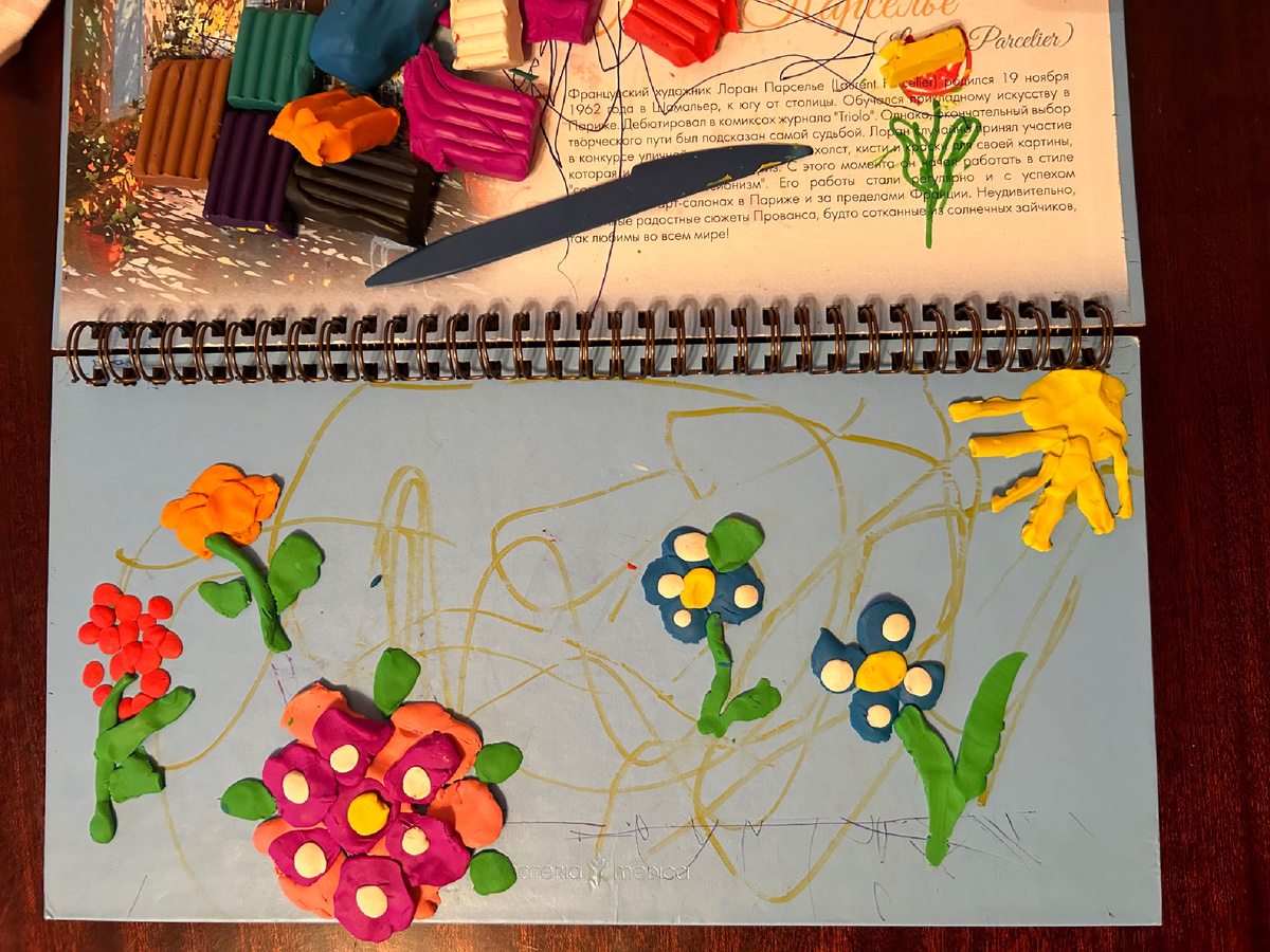 Это мы лепили, под моим руководством, естественно :) 