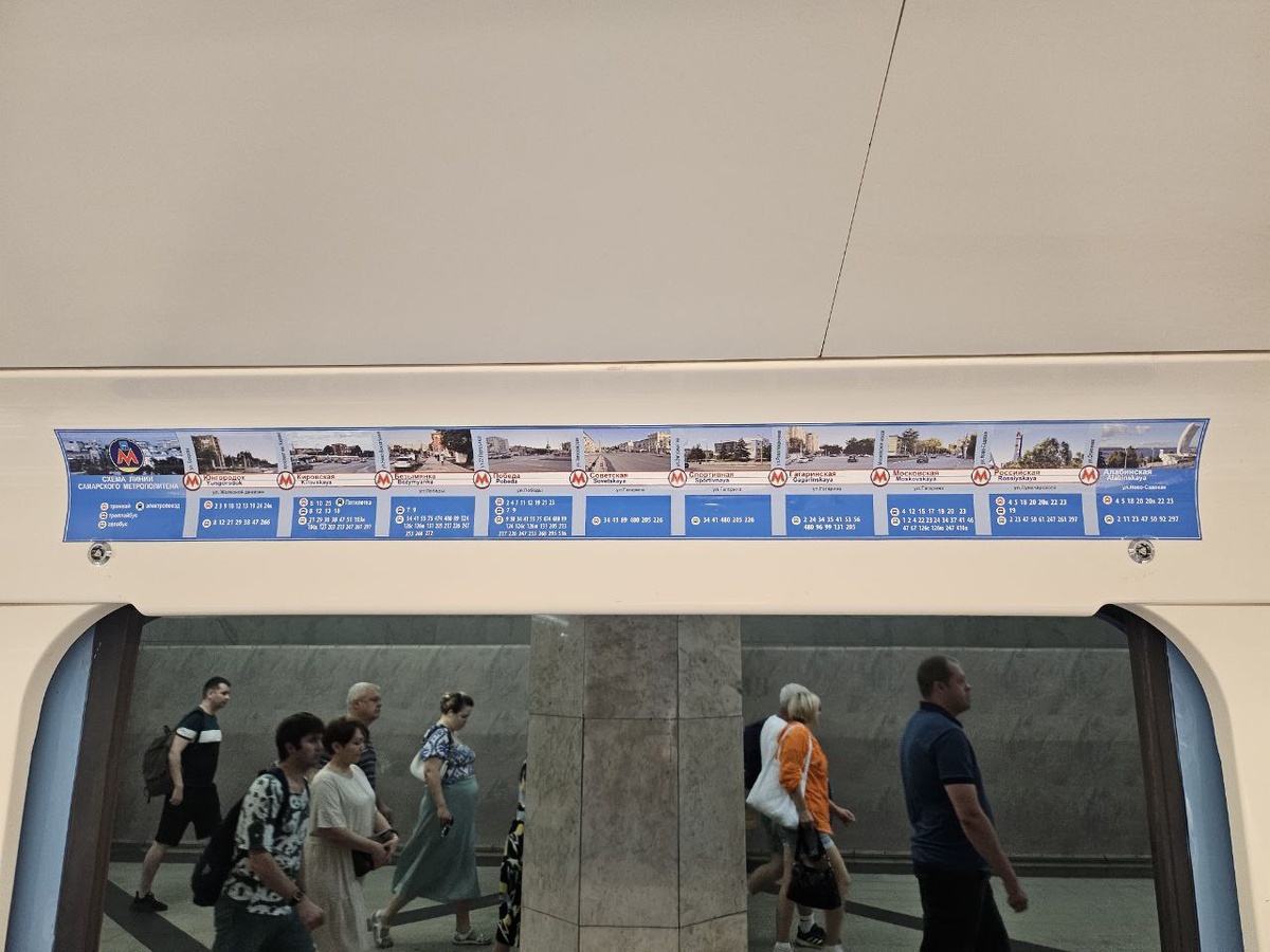 Губернатор Вячеслав Федорищев один раз прокатился на самарском метро. Ему понравилось.