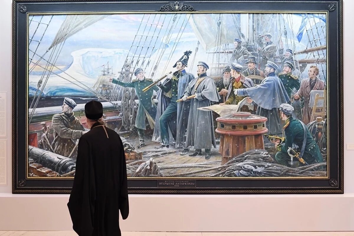    Картина «Открытие Антарктиды» художника Василия Нестеренко.