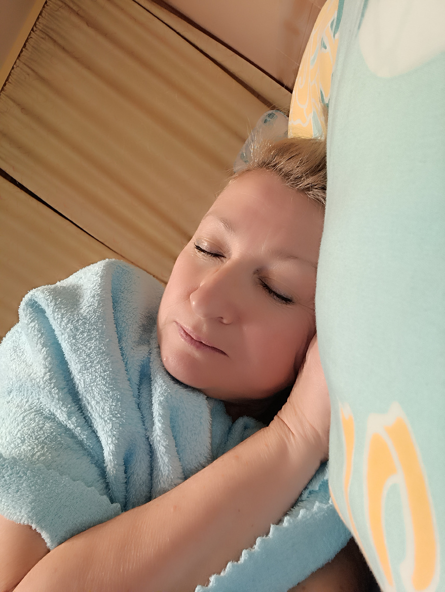 Сон остерегает только Бог. Молитесь Богу перед сном и всё будет хорошо 