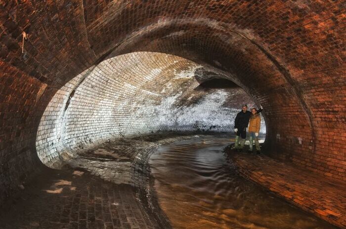 Река загнана под землю. bilet-city.ru.