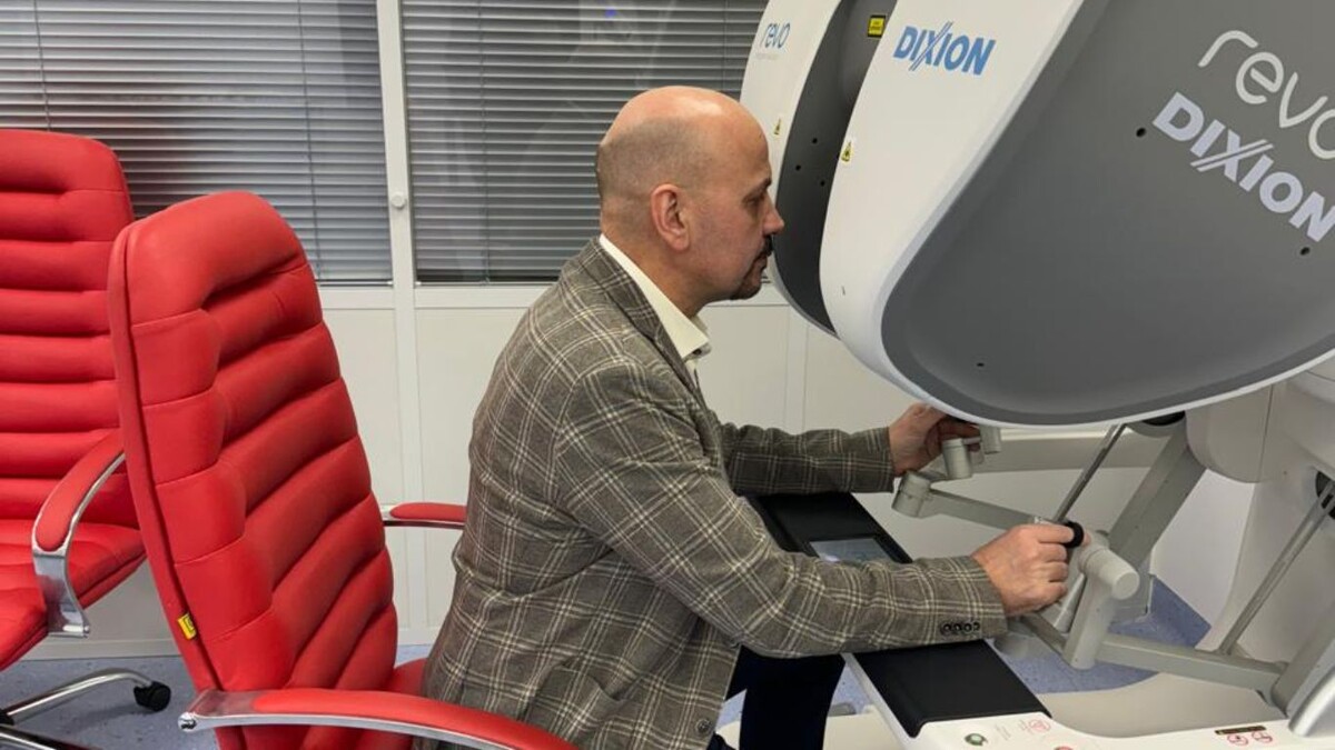 Истокский Константин Николаевич
Зам. главного врача по урологии, уролог, андролог, д.м.н., доцент кафедры урологии УГМУ