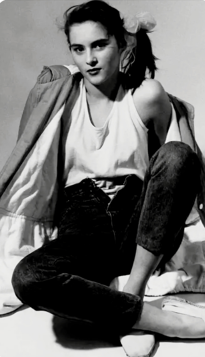 Она действительно была успешной моделью.