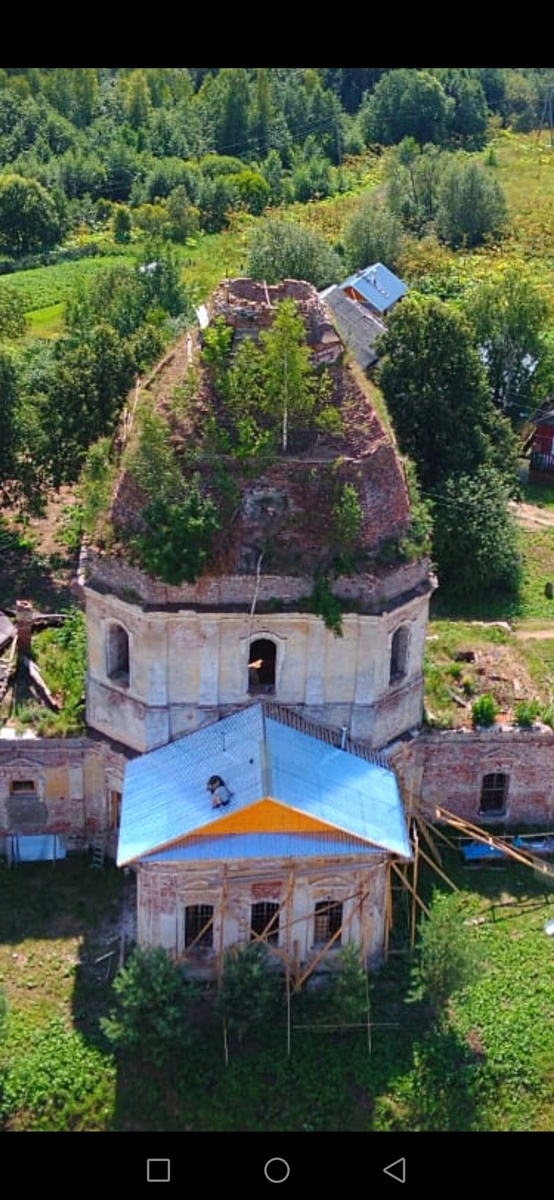 Храм Спаса Нерукотворного . Село Борзыни...