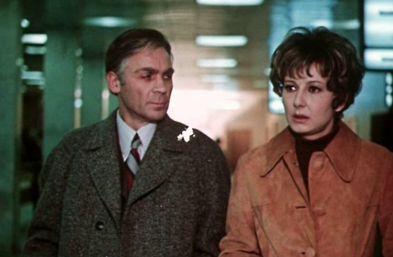 Кадр из фильма Владимир Заманский (Сергей) и Татьяна Лаврова (Ольга)