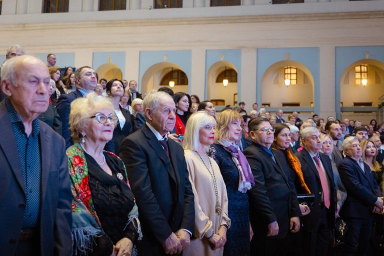    Фото с открытия выставки в 2025 году