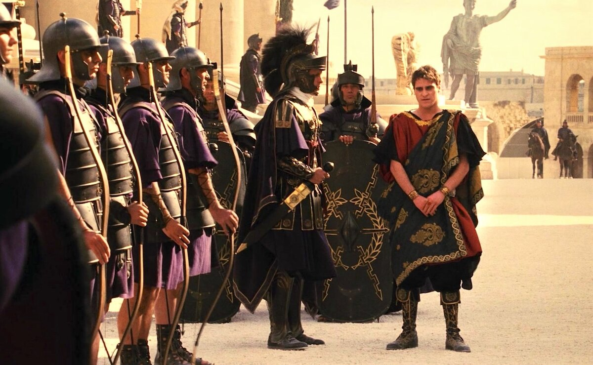 Преторианцы - личная охрана императора. Кадр из фильма "Гладиатор"