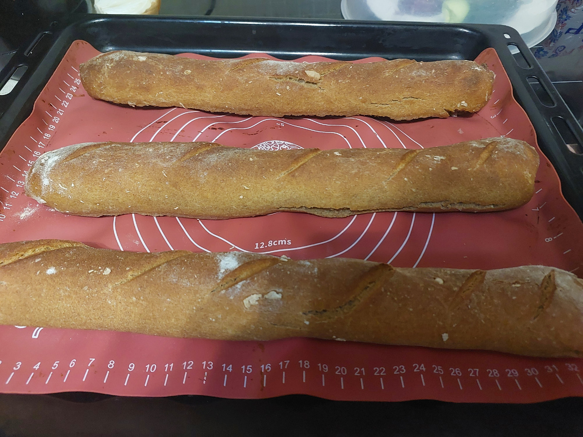 Вот они, почти ржаные, вчера пекла