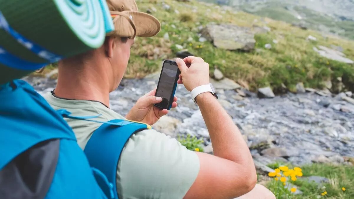 Starlink Илона Маска предоставит доступ к спутниковому интернету с обычного смартфона. Фото: dzen.ru