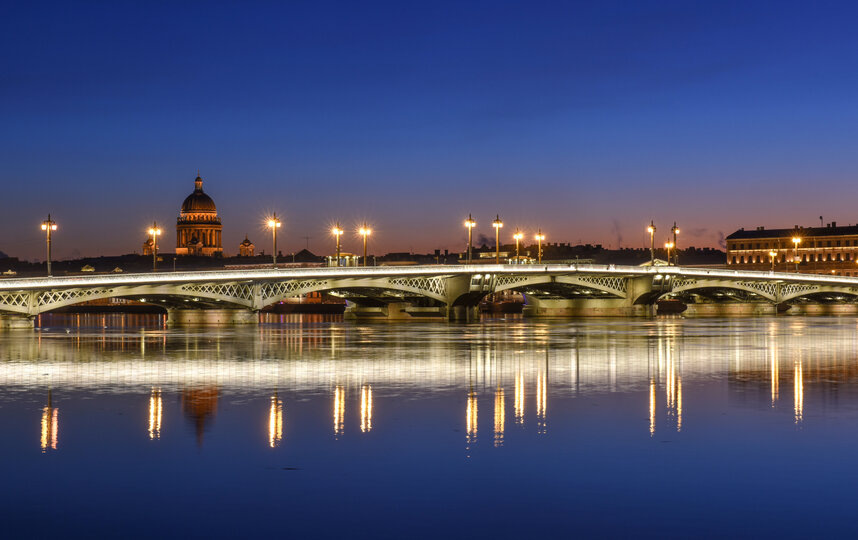    В этом году исполнится 175 лет Благовещенскому мосту – первой постоянной переправе через Невуgov.spb.ru