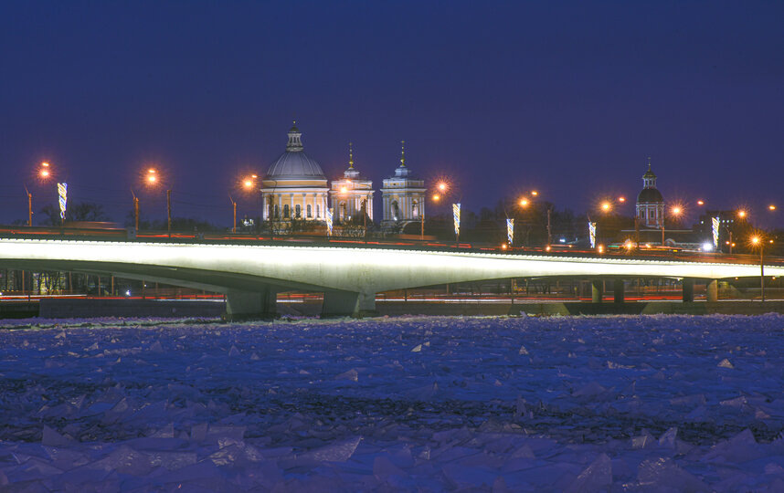    Мост Александра Невскогоgov.spb.ru