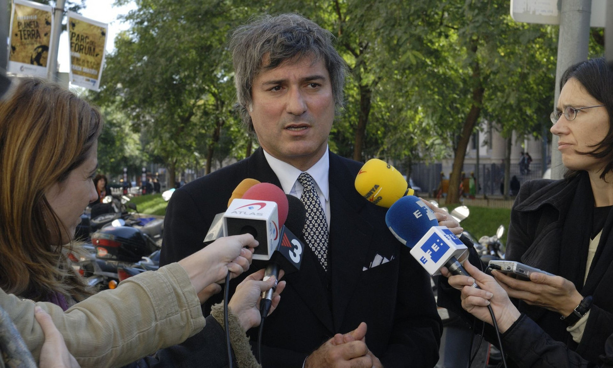 Маккиарини на пресс-конференции в 2008 году