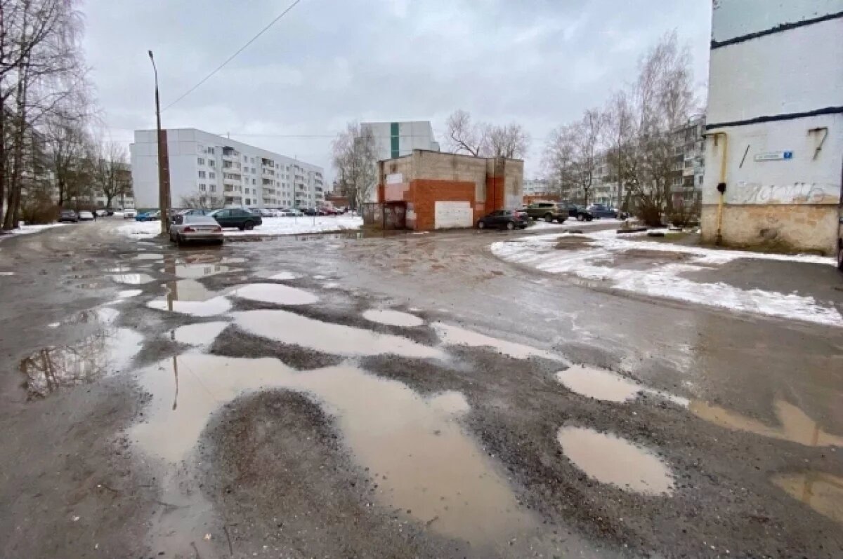    Ремонт дворовых проездов по улице Алтаева в Пскове начнется в этом году