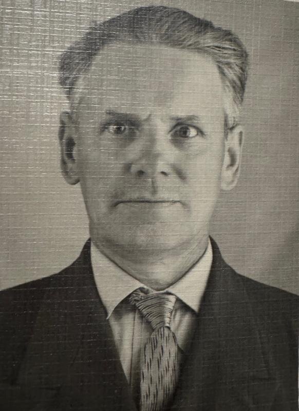    Скромный герой: история жизни человека чести и труда